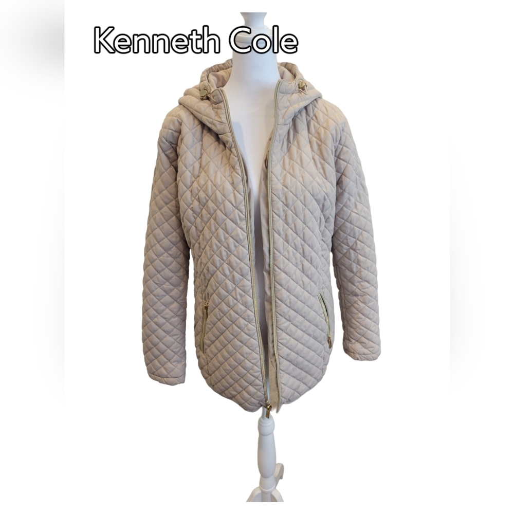 Beautiful Kenneth Cole Hooded Quilted Light Tan Jacket Size L